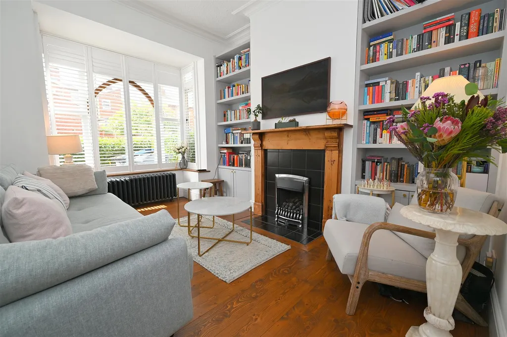 House in Birmingham, Harborne - More