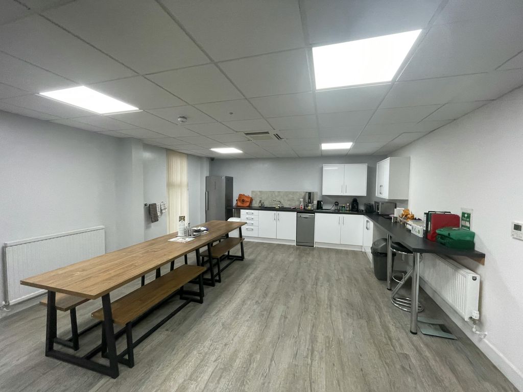 Property photo 3 of 17 Img_3640.Jpg