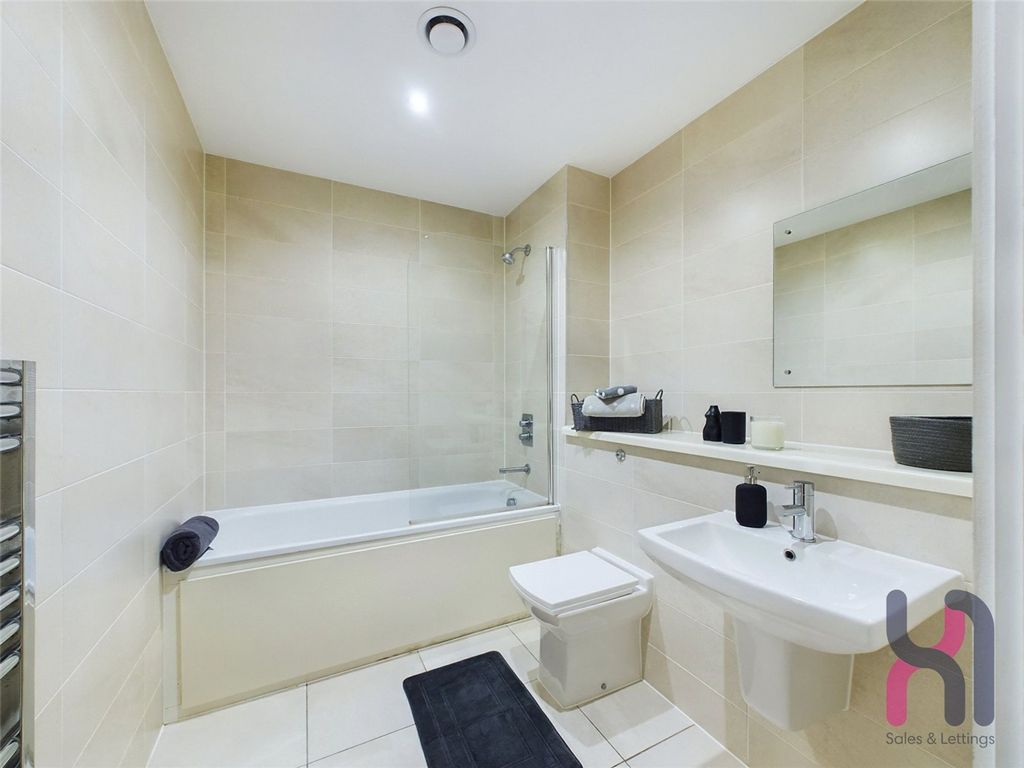 Property photo 2 of 4