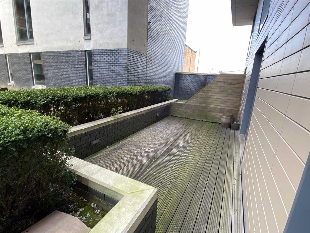 Property photo 3 of 9