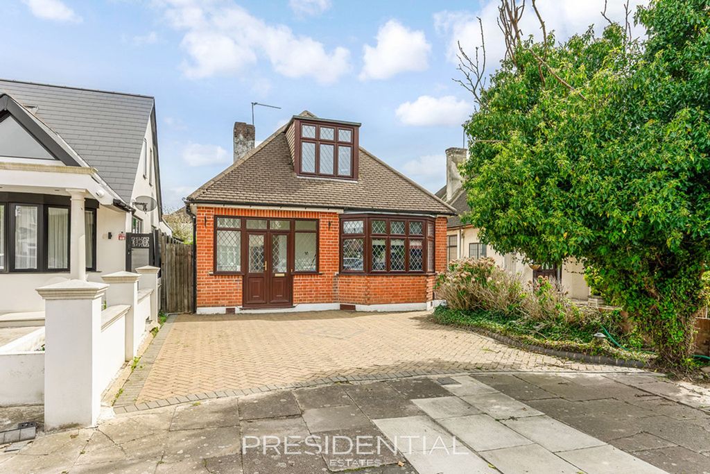 Property photo 1 of 22