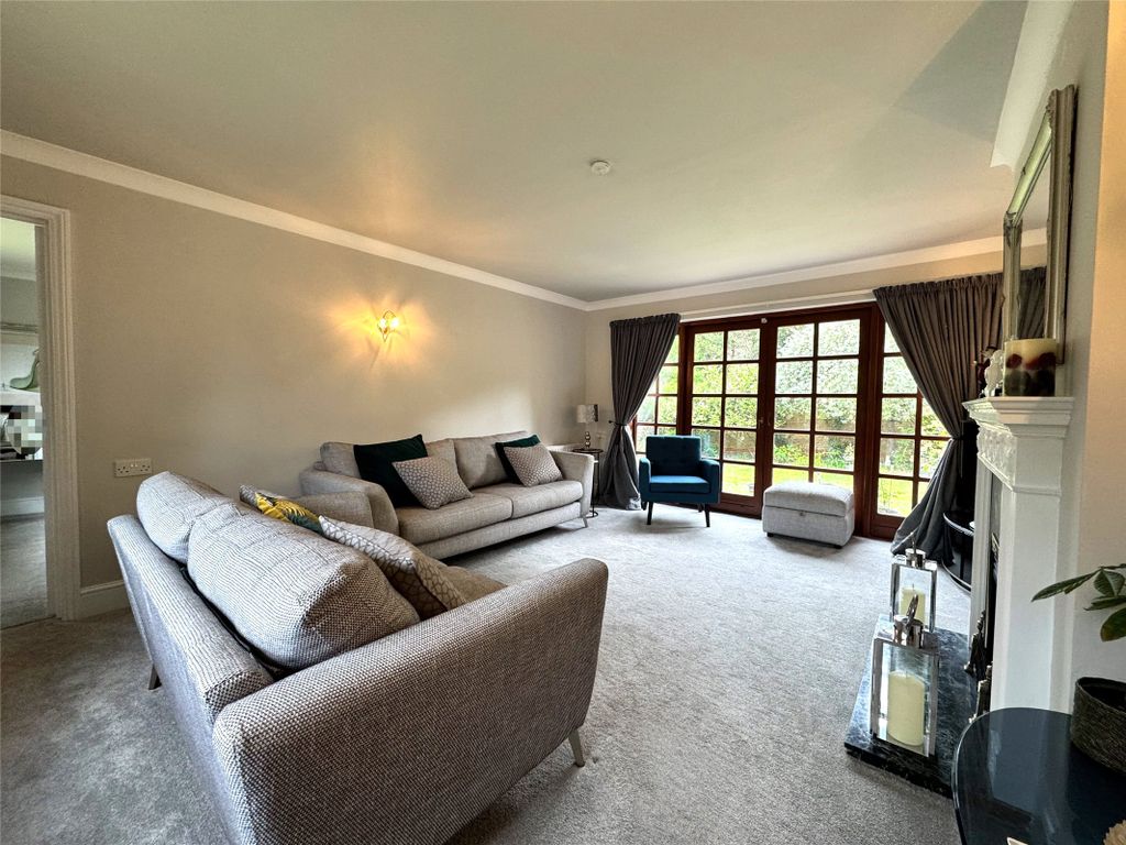 Property photo 2 of 17 Picture No. 19