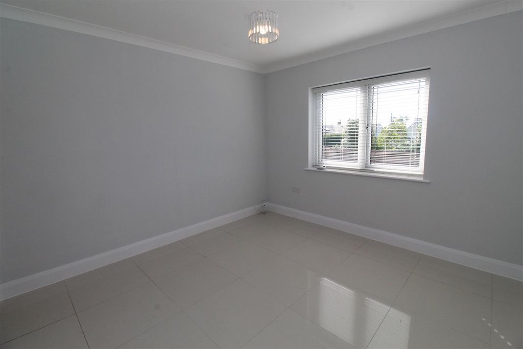 Property photo 3 of 12 Img_3955.Jpg