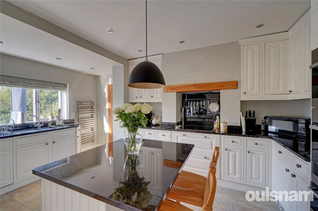 Property photo 3 of 27 Picture No. 08