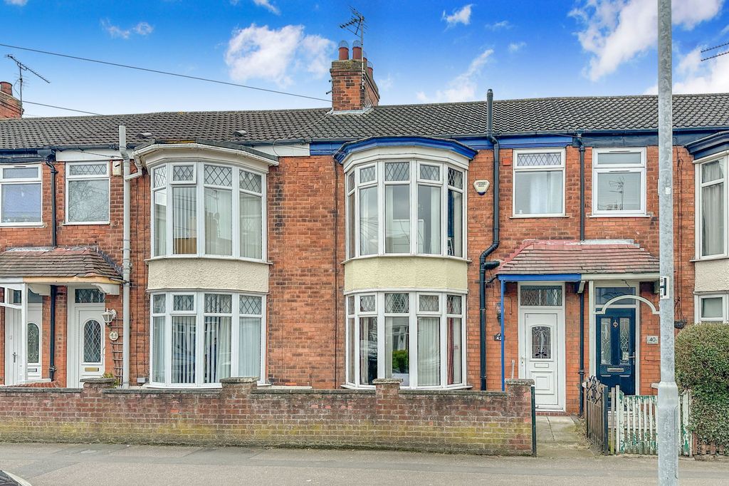 Property photo 1 of 12