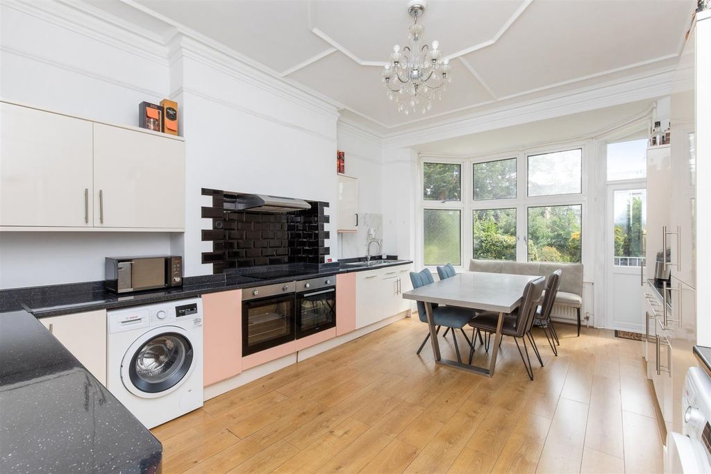 Property photo 3 of 14 Sackville Road-3.Jpg