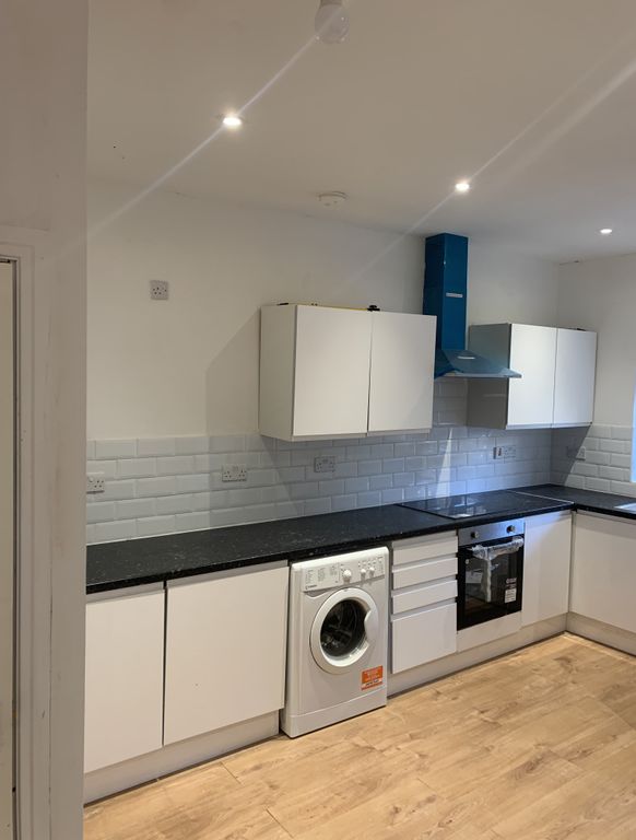 Property photo 1 of 2