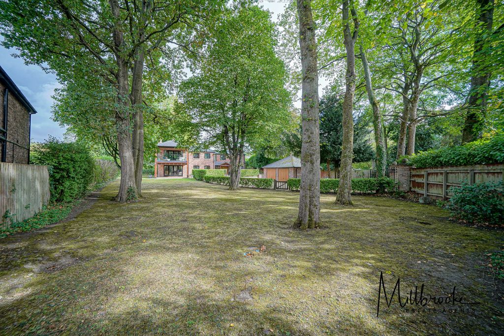 Property photo 2 of 69