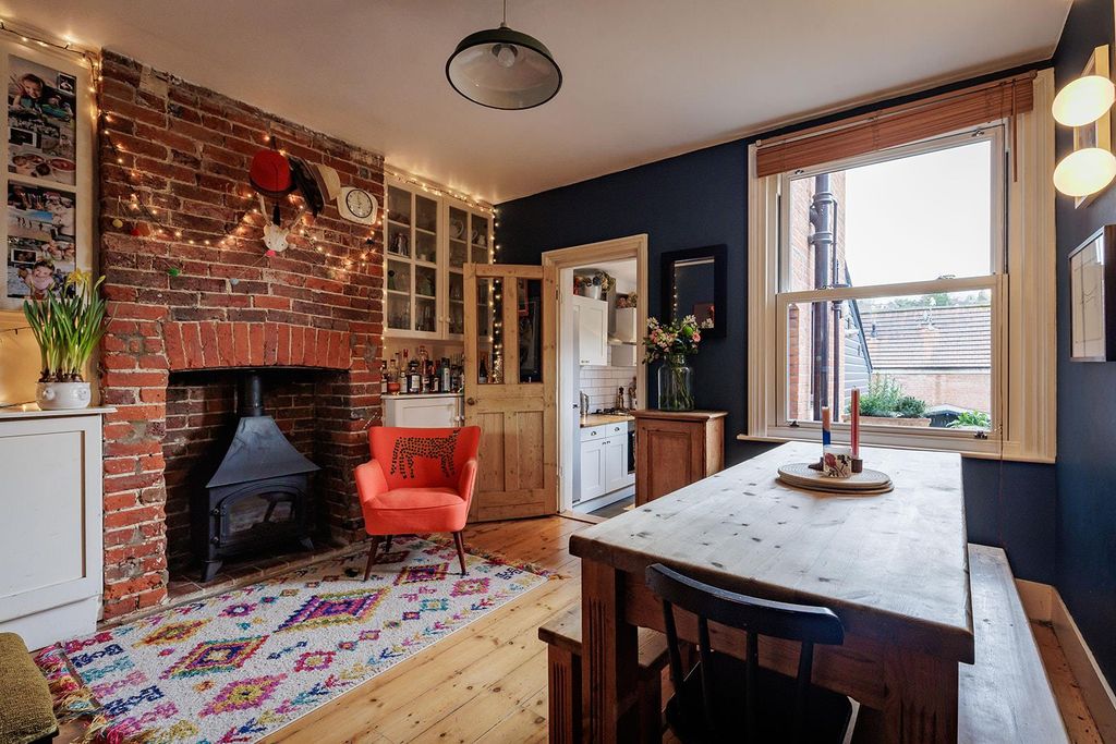 Property photo 3 of 16 20_Baillie_Road-20.Jpg