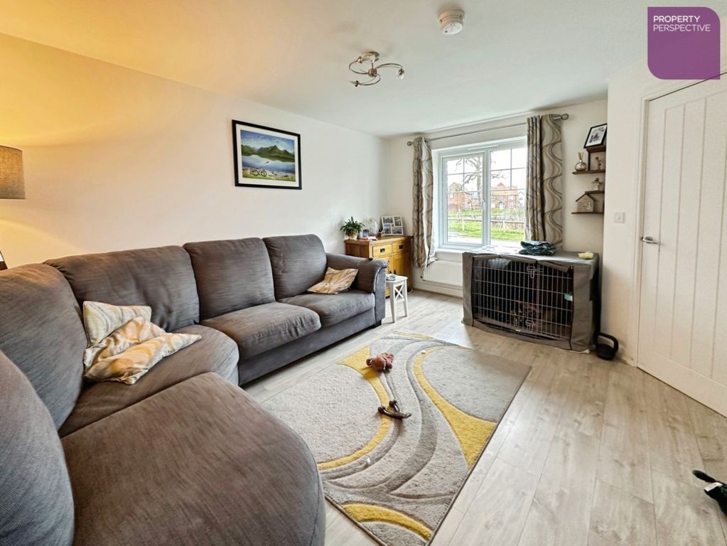 Property photo 2 of 10 Lounge