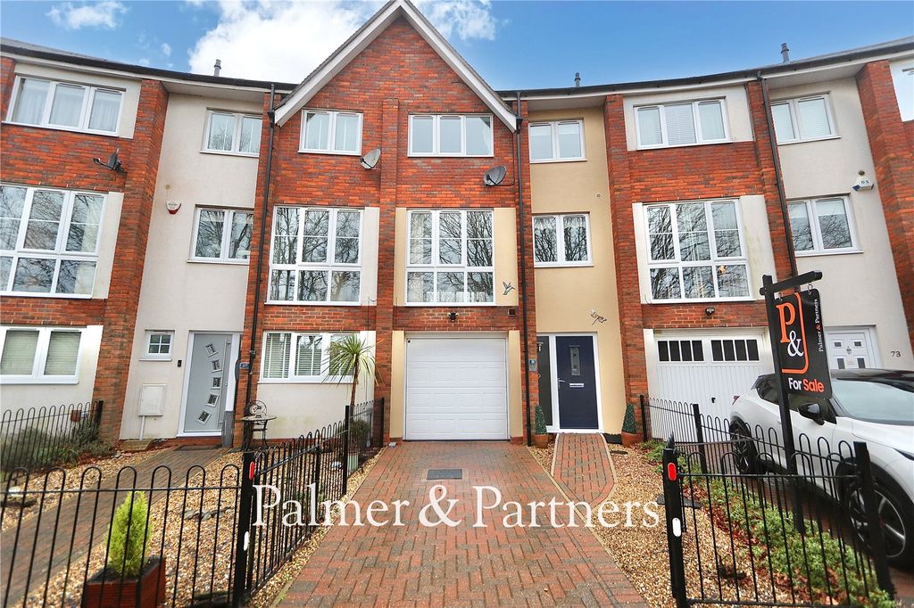 Property photo 1 of 22 Picture No. 04