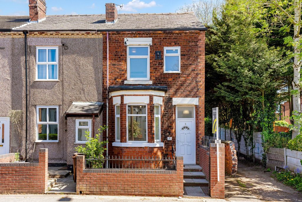 Property photo 1 of 33