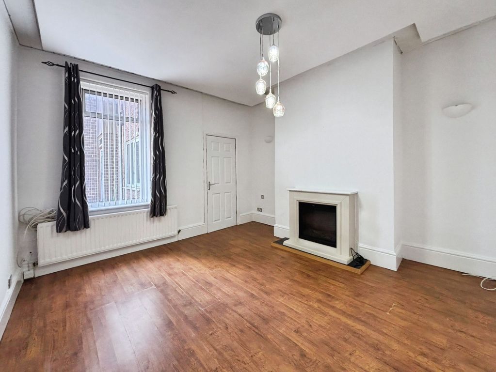 Property photo 1 of 13 5095210