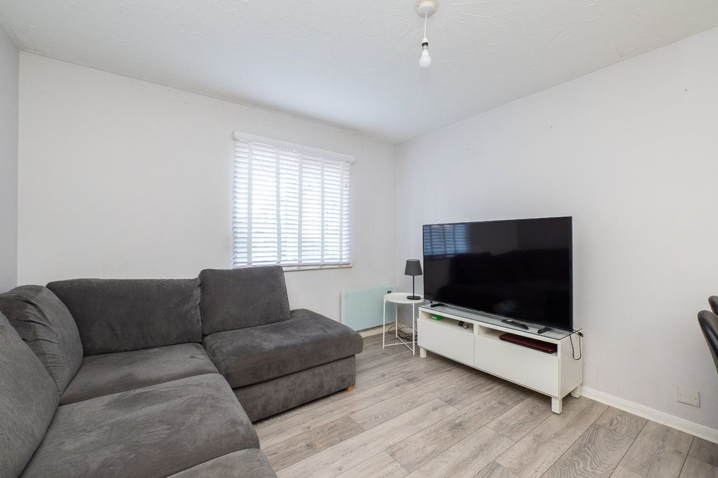 Property photo 2 of 13 Picture No. 03