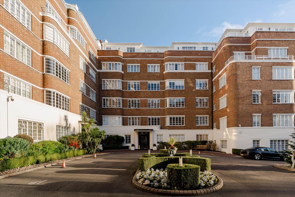 Property photo 2 of 15 Image