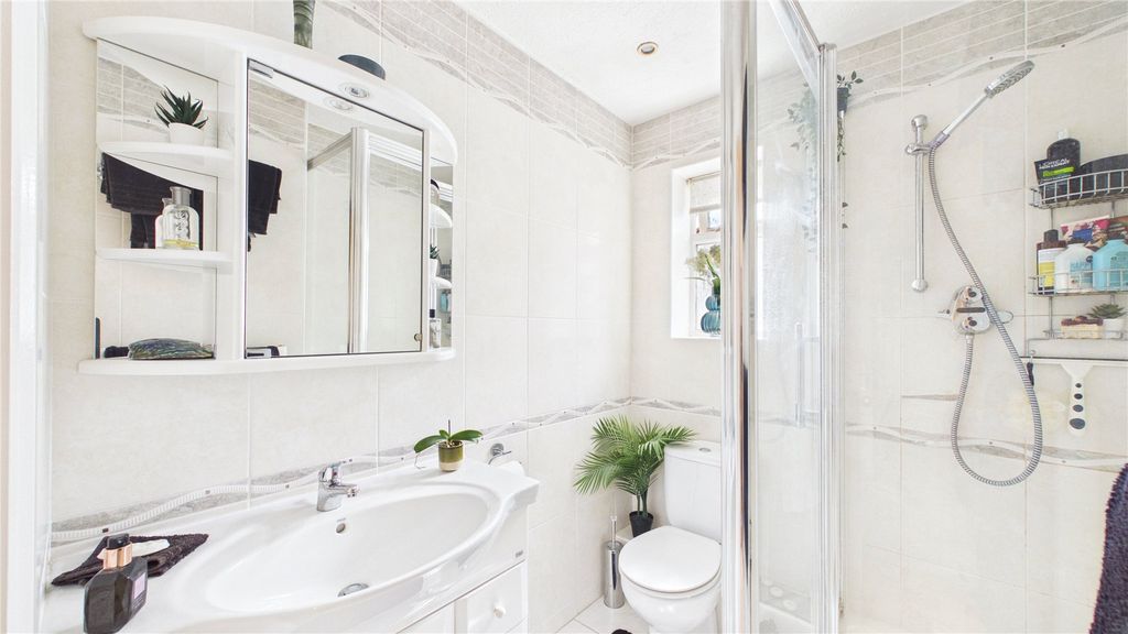 Additional image 13 of 4 bed link detached house for saleLightwater, Surrey GU18