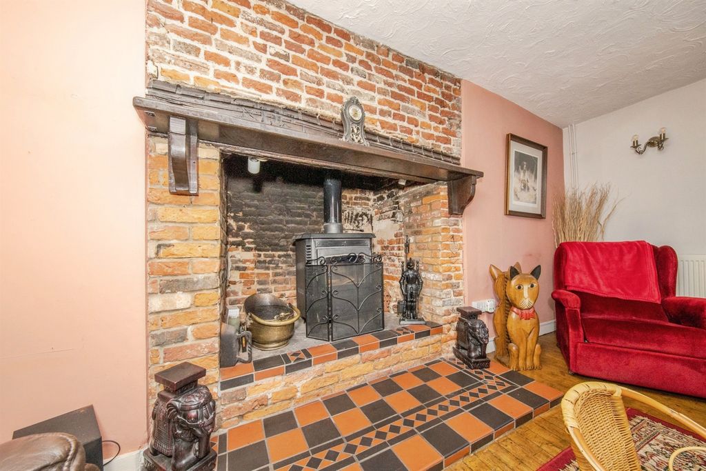 Property photo 3 of 20