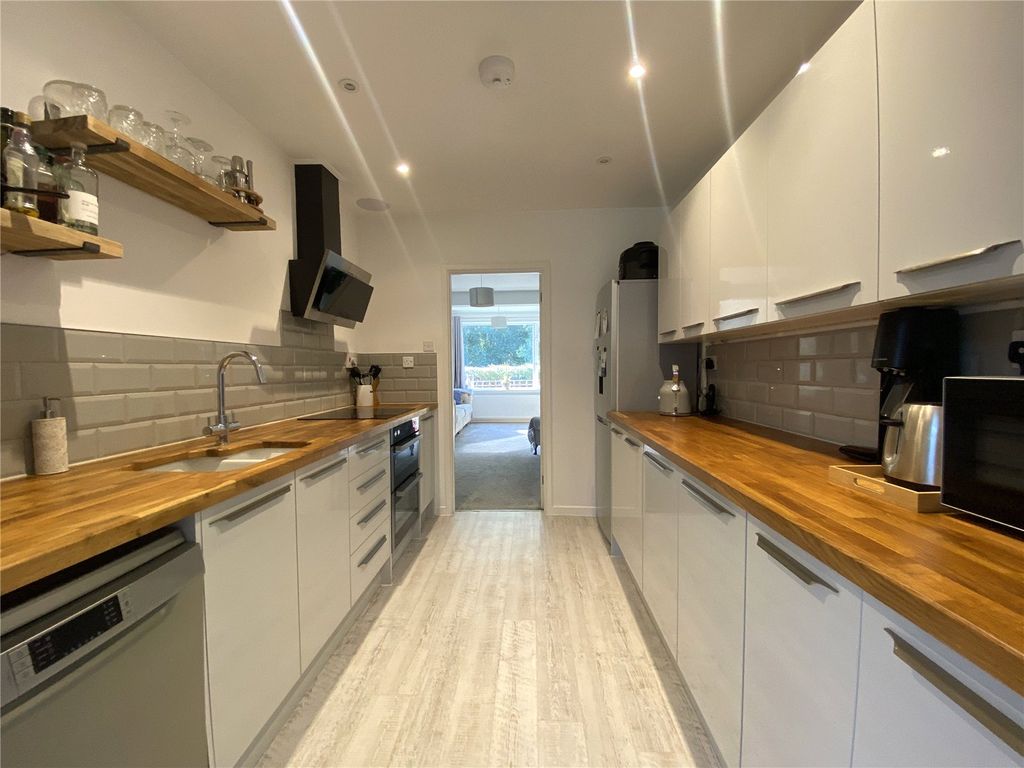 Property photo 3 of 18 Picture No. 21