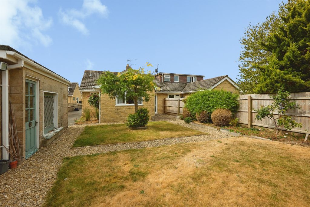 Property photo 2 of 10