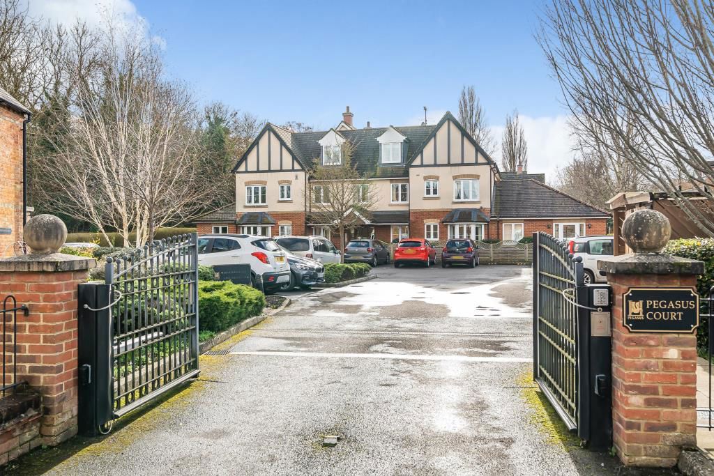 Property photo 1 of 12