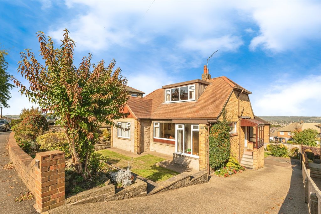 Property photo 1 of 16