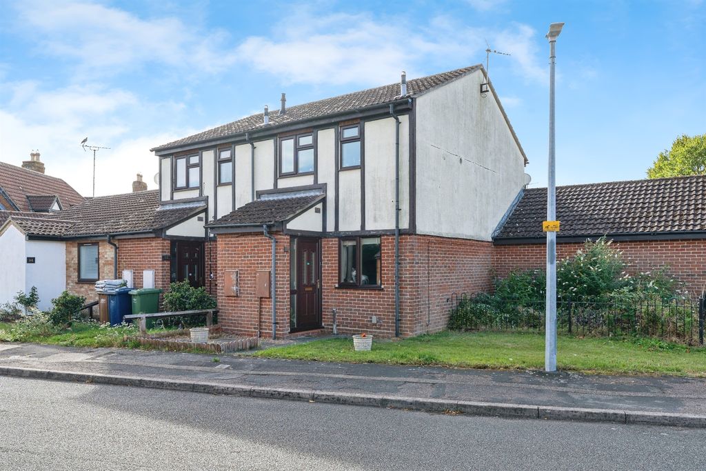Property photo 1 of 16