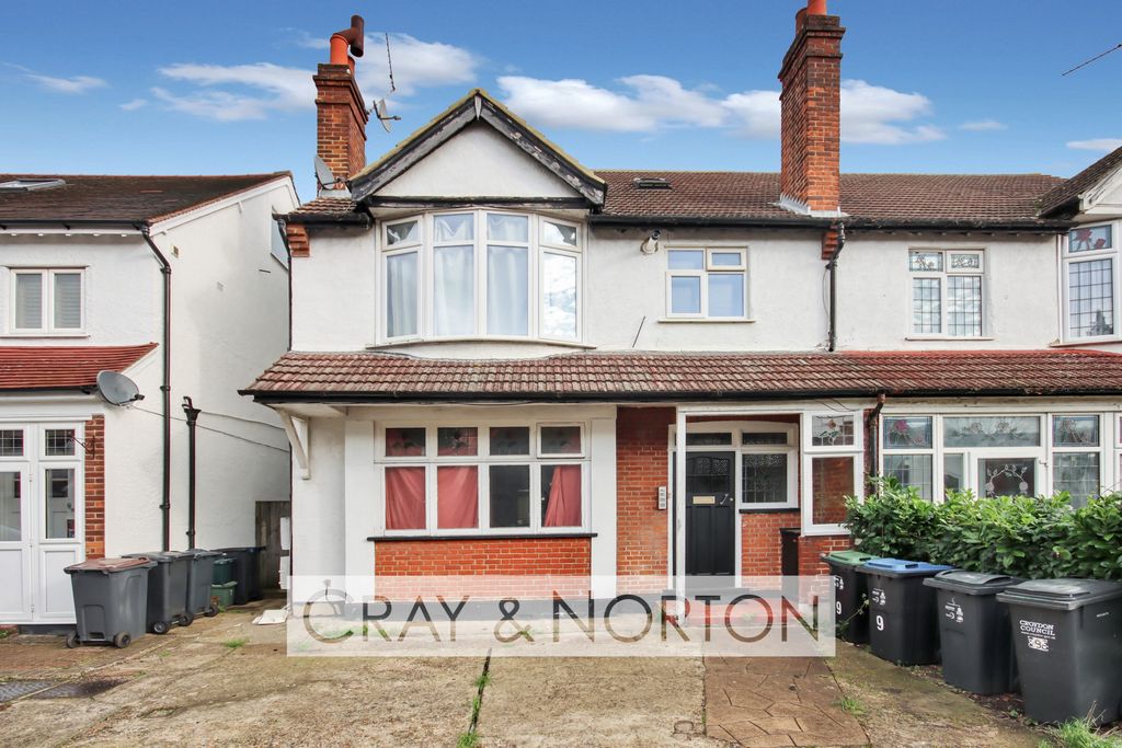 Property photo 1 of 6 Photo 6