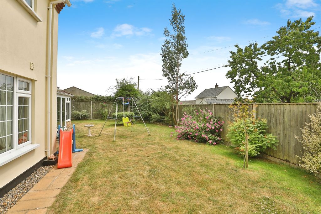 Property photo 3 of 20