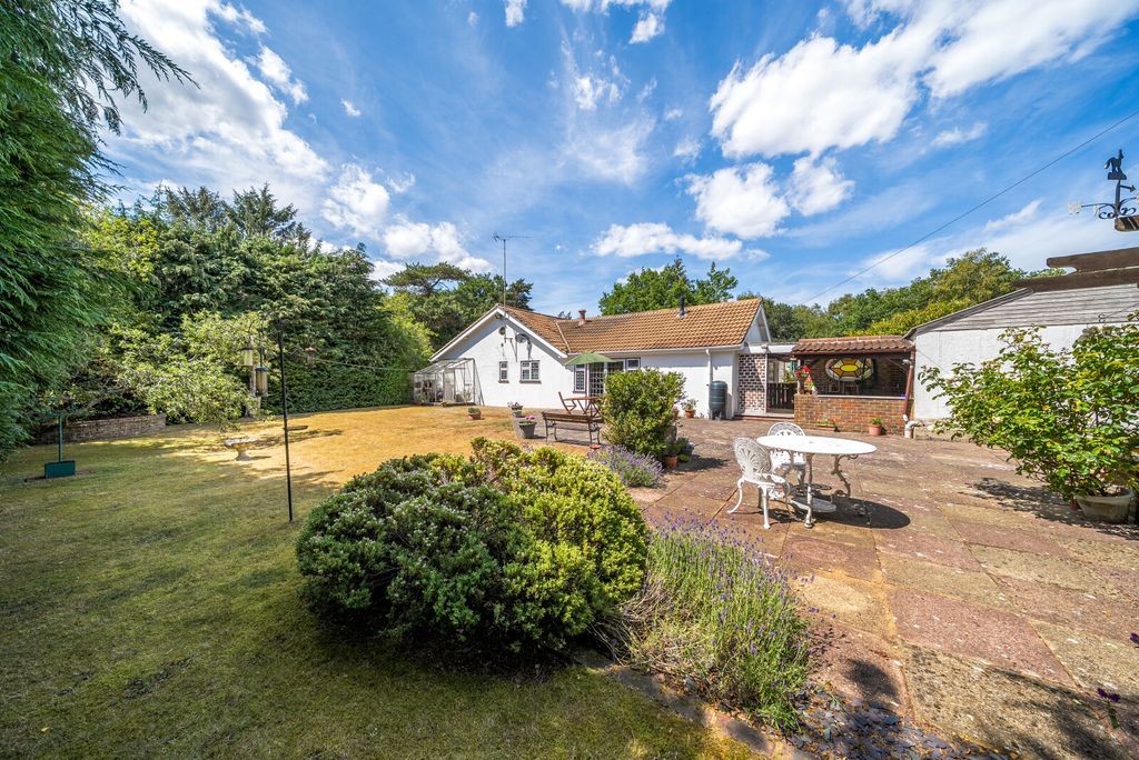 Property photo 2 of 24 1319877-6-6867d9E...