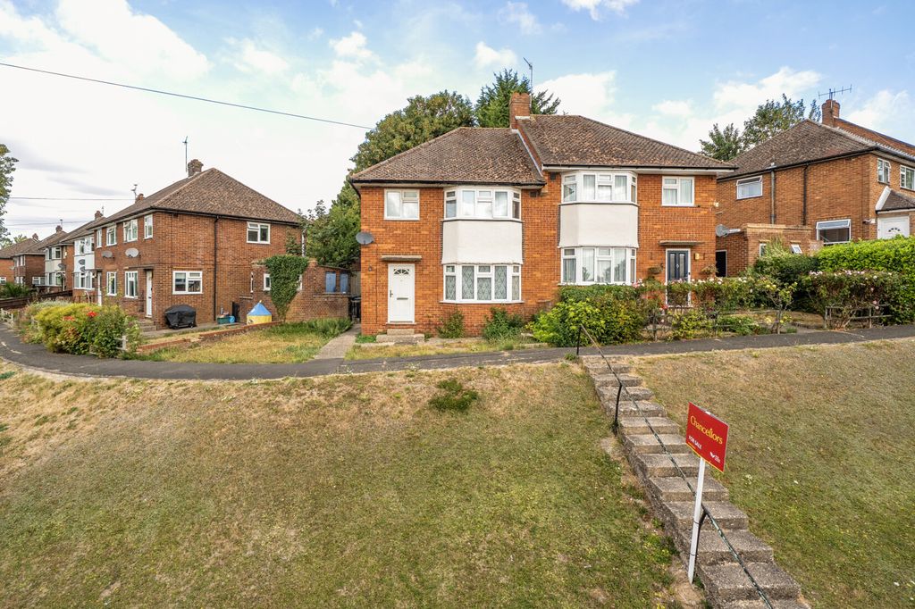 Property photo 1 of 12 External