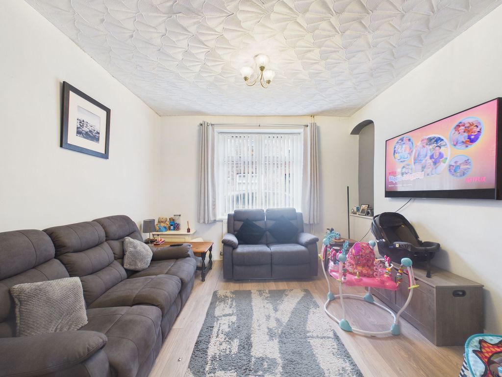 Property photo 1 of 24