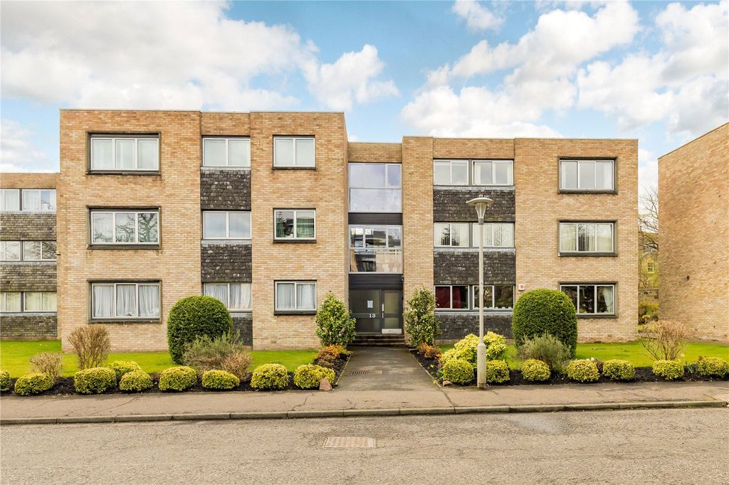 Property photo 1 of 28 South Oswald Road 1