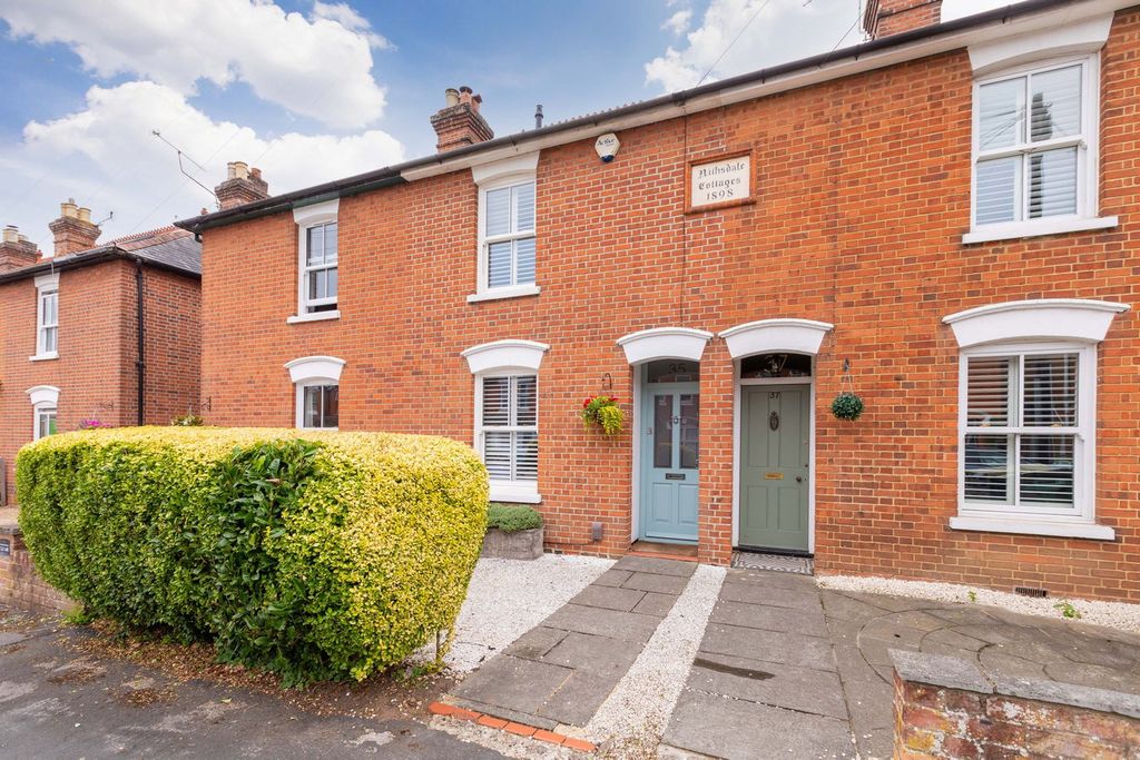Property photo 1 of 13