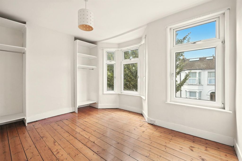 Property photo 2 of 17 2