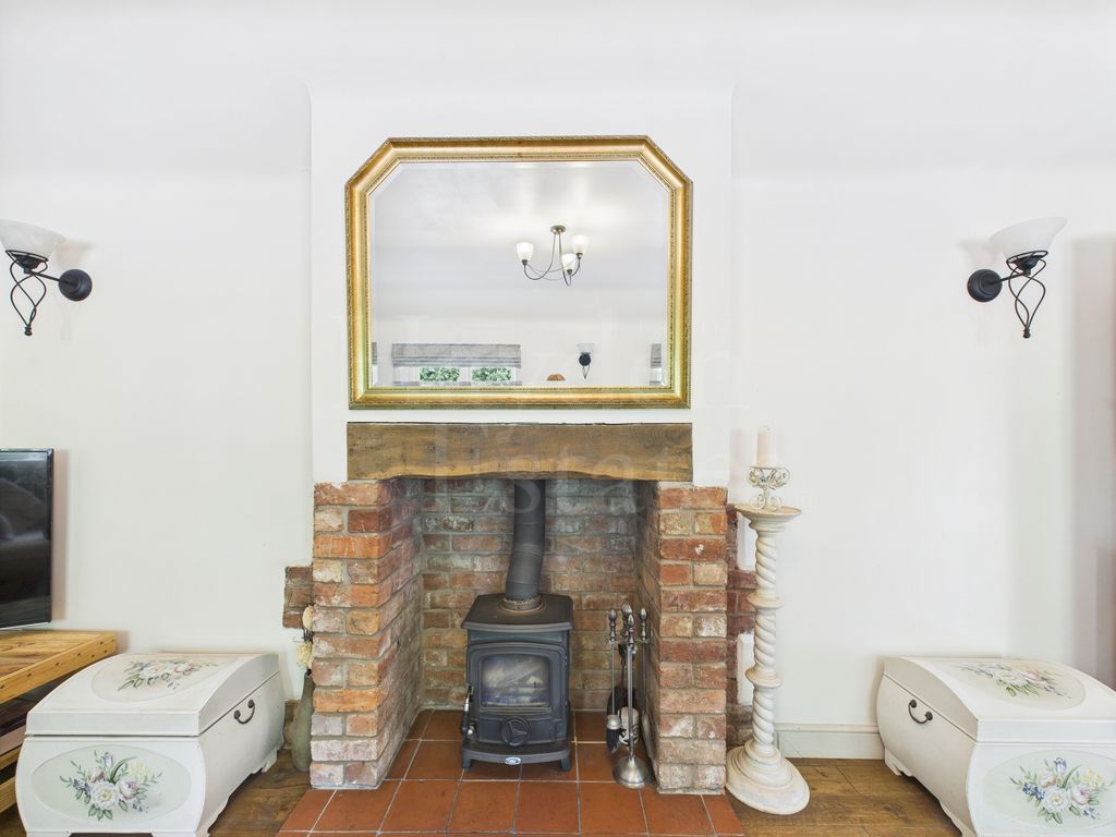 Property photo 3 of 48