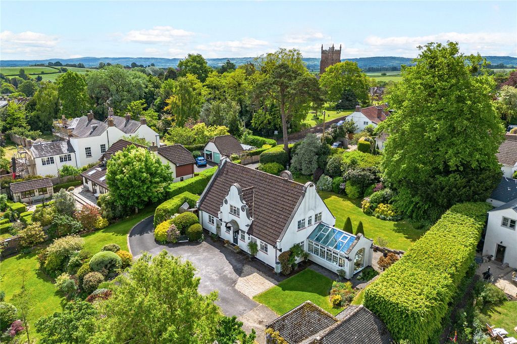 Property photo 1 of 25 Dutch House