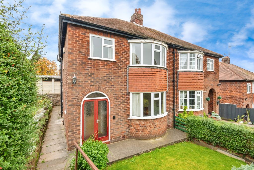 Property photo 1 of 17