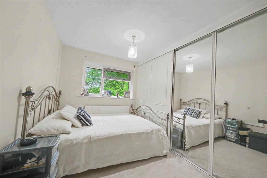 Property photo 3 of 8 Bedroom One.Jpg