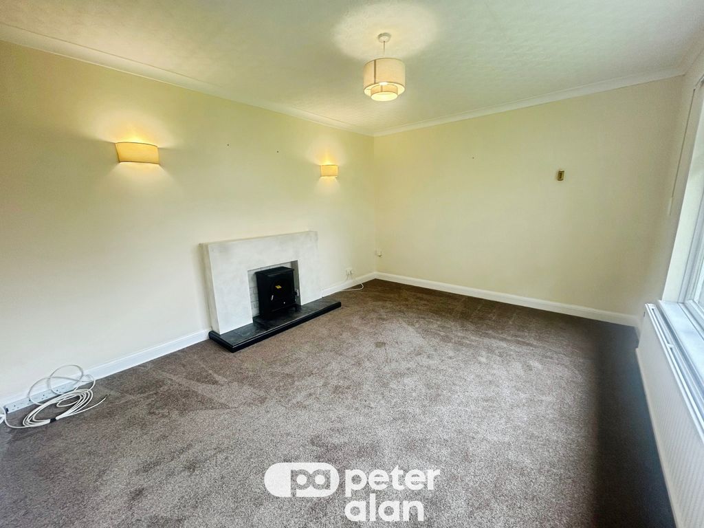 Property photo 2 of 18 Image