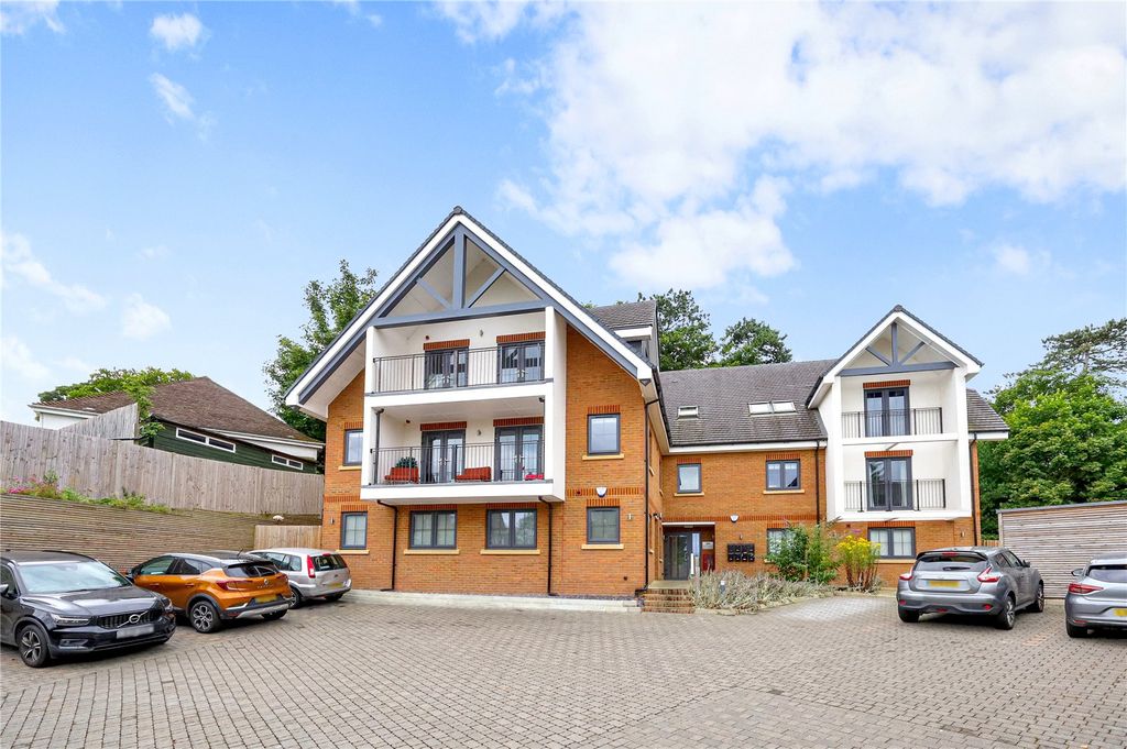 Property photo 1 of 11 Picture No. 15
