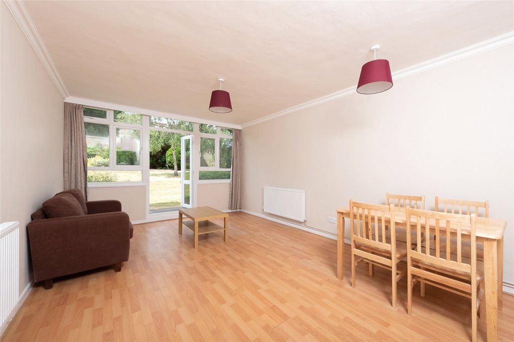 Property photo 1 of 9 Picture No. 06
