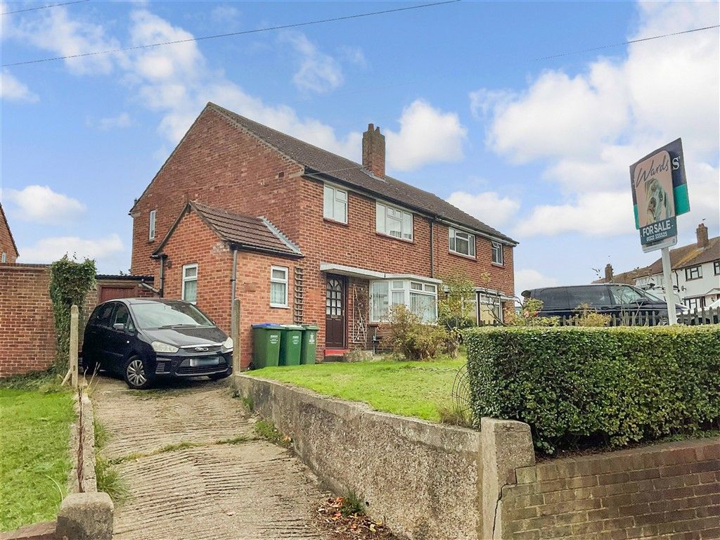 Property photo 3 of 9 Front