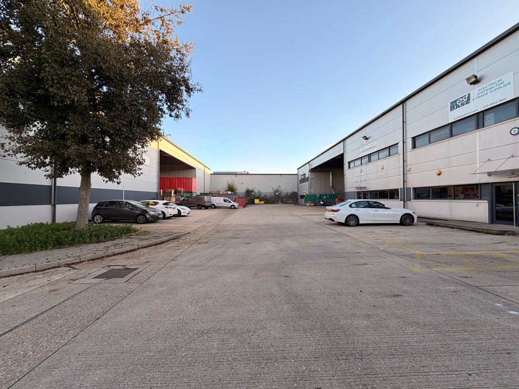 Property photo 3 of 6 Photo 5