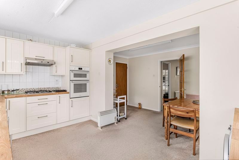 Property photo 2 of 15 Photo 10