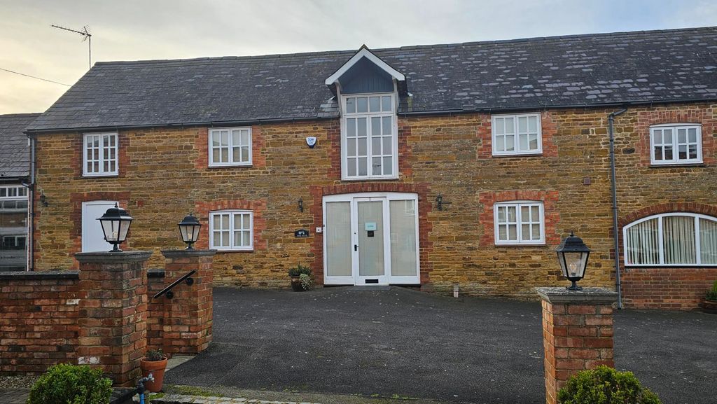 Property photo 1 of 15 Front View