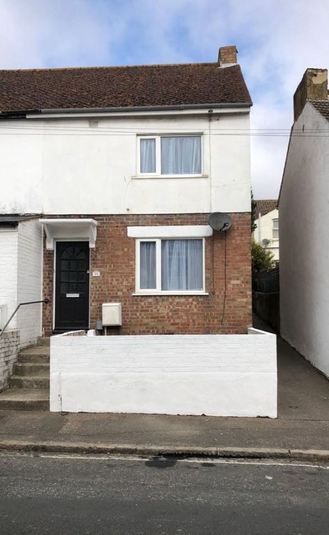 Property photo 1 of 8