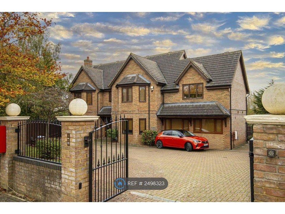 Property photo 1 of 17