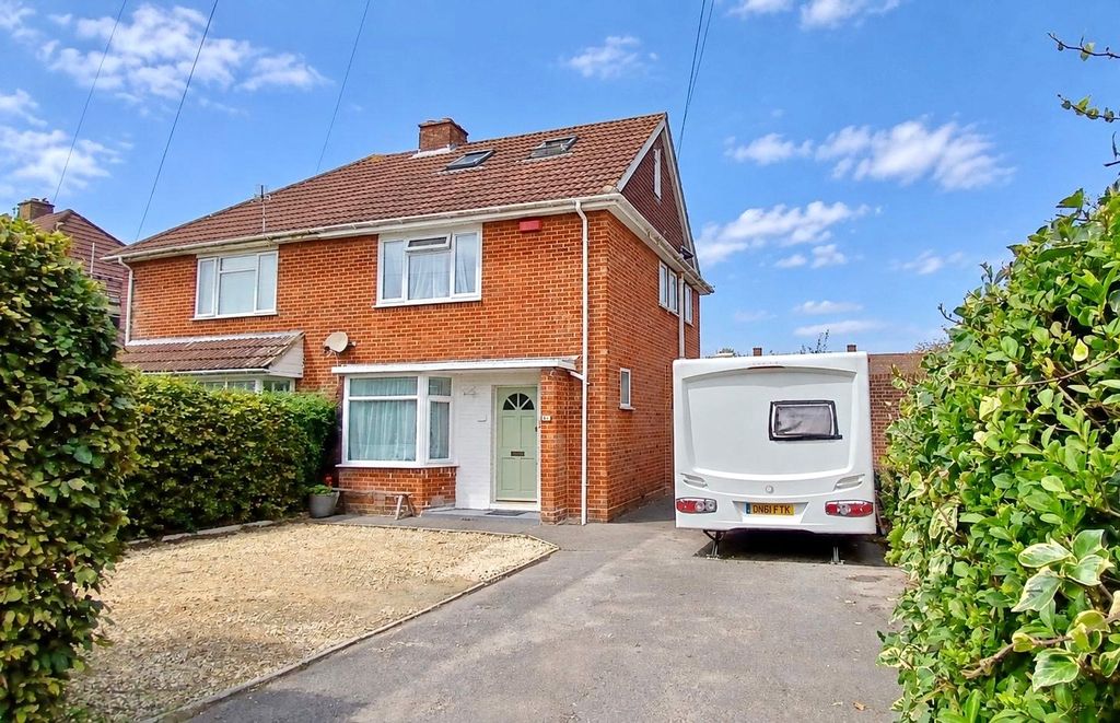 Property photo 1 of 19 Picture No. 23