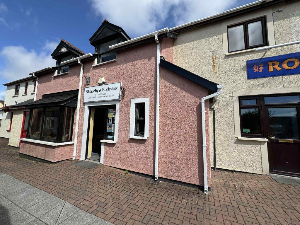 Property photo 2 of 7