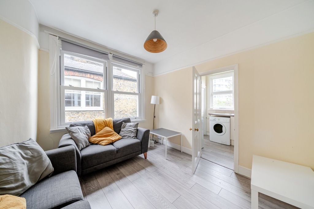 Property photo 2 of 15 Picture No. 03